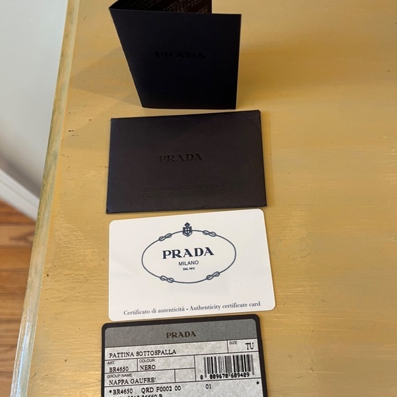 Prada Black Leather Crossbody - Picture 3 of 16